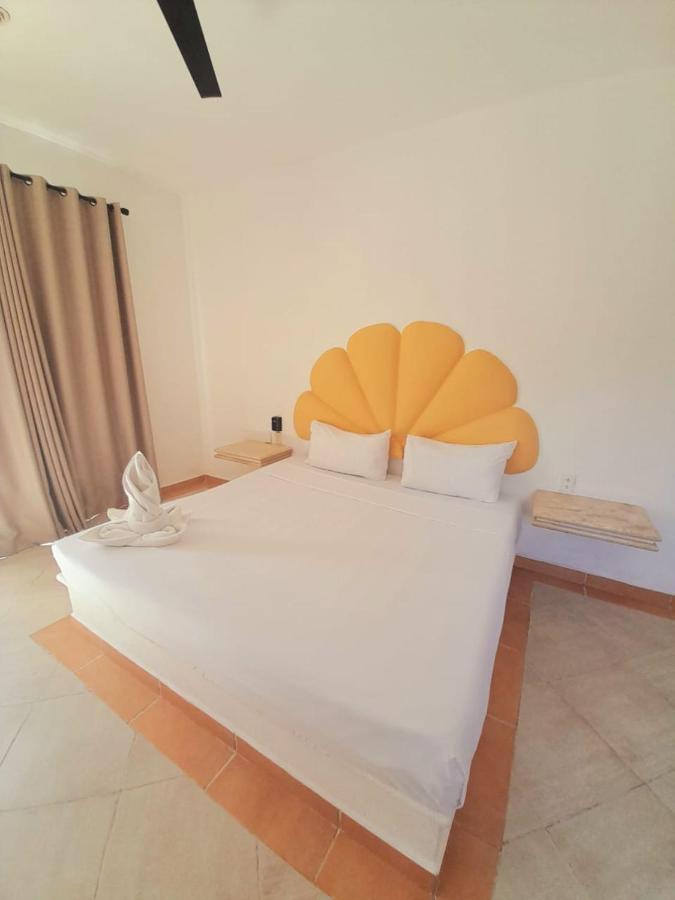 Clara 5Th Avenue Hotel Playa del Carmen Bagian luar foto